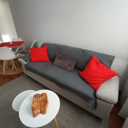 Apartment Ground Floor With Garden And Pool