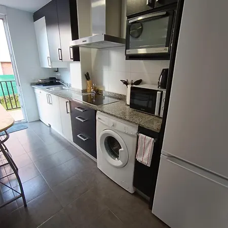 Apartment Ground Floor With Garden And Pool *