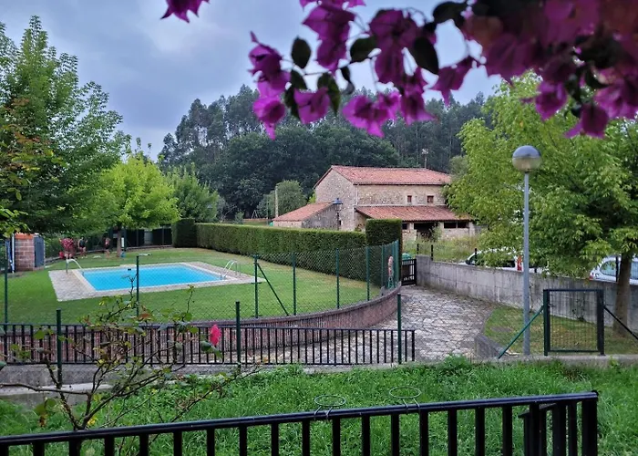 Appartement Ground Floor With Garden And Pool *